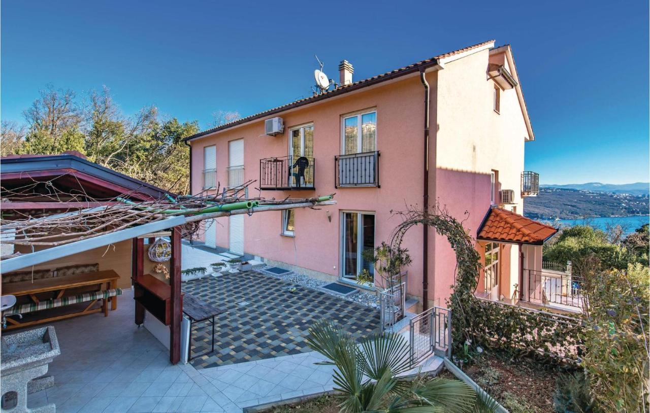 Stunning Apartment In Volosko With House Sea View Eksteriør billede