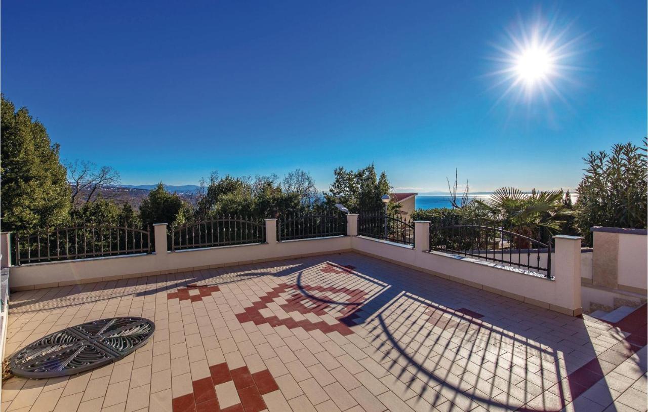 Stunning Apartment In Volosko With House Sea View Eksteriør billede