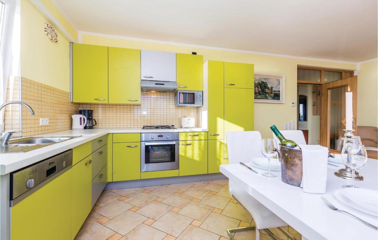 Stunning Apartment In Volosko With House Sea View Eksteriør billede