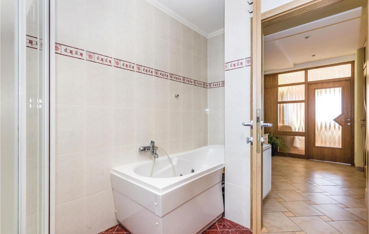 Stunning Apartment In Volosko With House Sea View Eksteriør billede